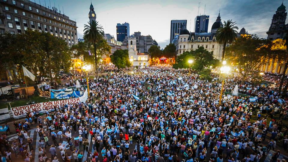 Resultado de imagen para fotos marcha apoyo a macri plaza de mayo 2019
