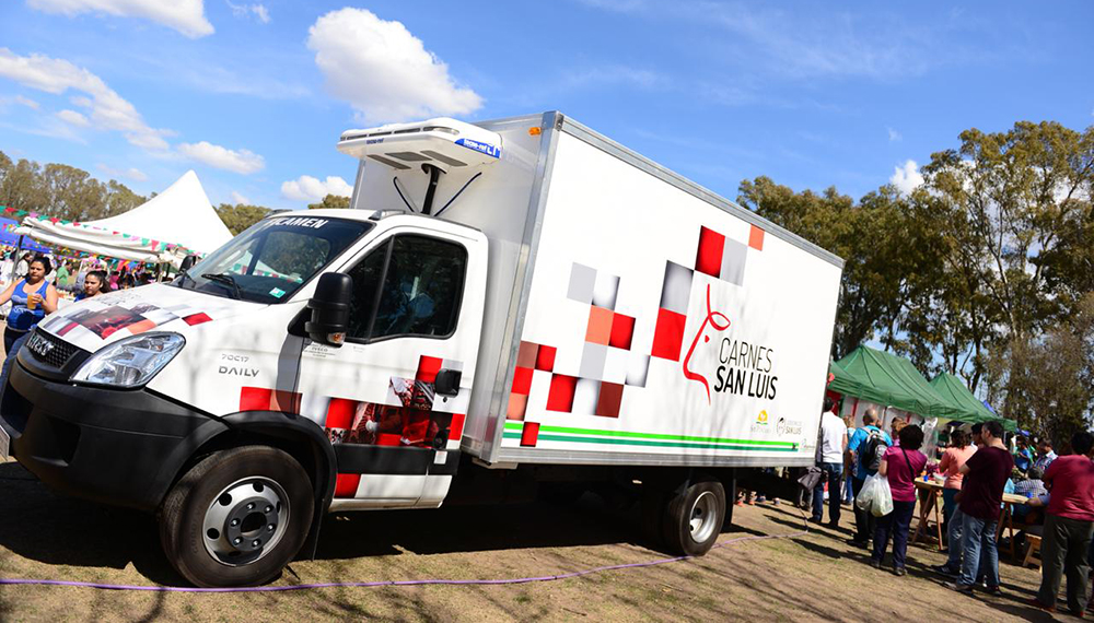 "Carnes San Luis", el plan de Rodríguez Saá para ofrecer cortes 15% más baratos 1 carnes san luis camion