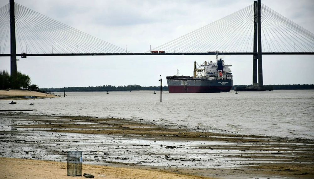 El río Paraná sigue bajando, aunque aún no llegó a niveles récord ...