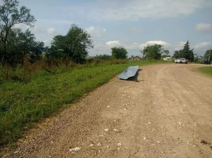 chapa en el camino