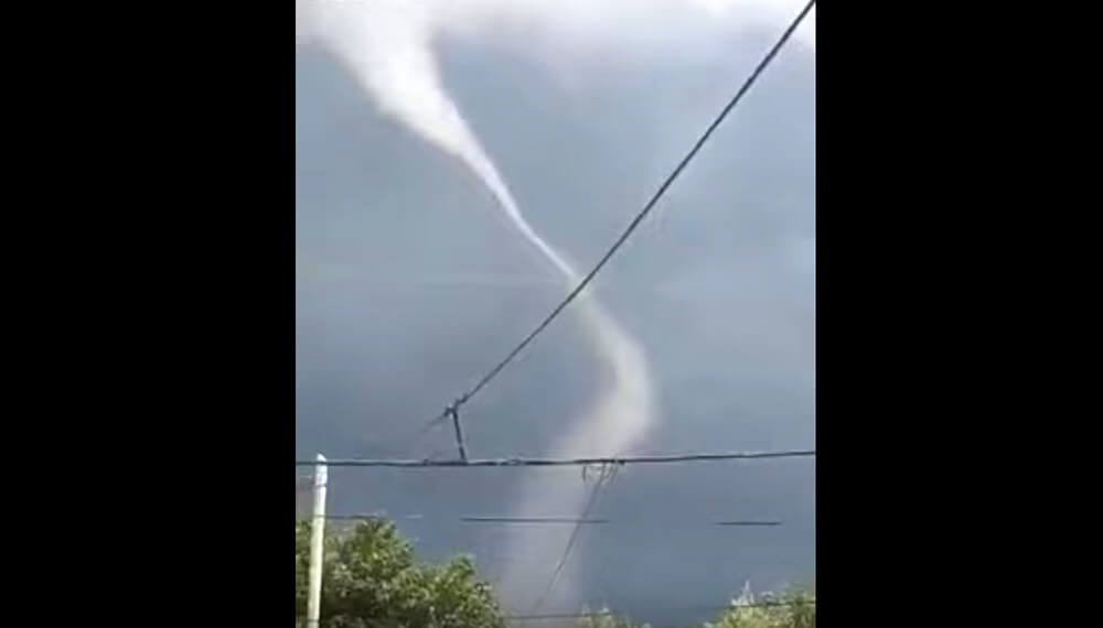 tornado en victoria