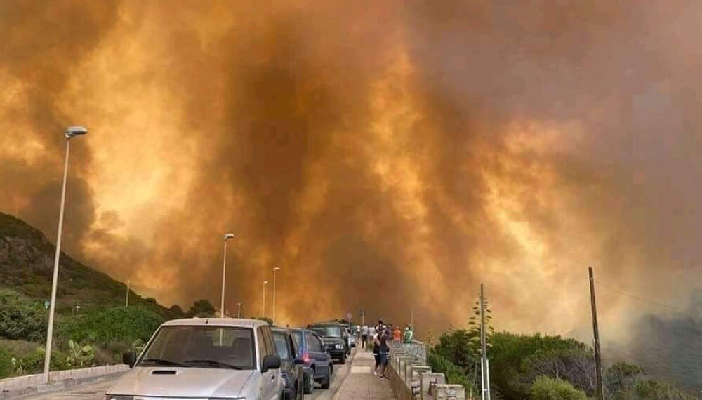 Incendios en la isla de Cerdeña