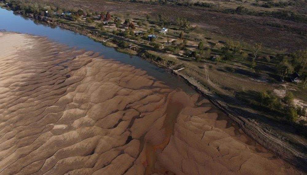 El agua, entre los mayores causantes de desastres de los últimos 50 años 1 bajante rio parana altura corrientes