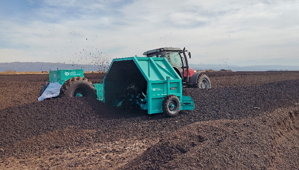 Compost turner