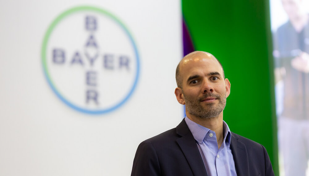 Bayer. Juan Farinati