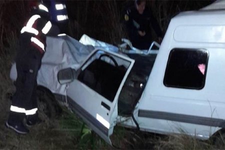 Camioneta chocó contra un toro