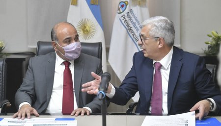 Malestar por las posibles intenciones de Domínguez de "administrar los saldos exportables" en 2022 1 dominguez y manzur