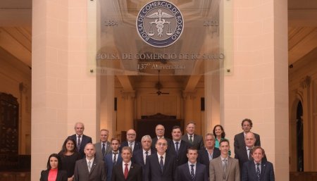 Asumió Miguel Simioni, el nuevo presidente de la Bolsa rosarina 1 Asuncion del nuevo presidente de la Bolsa de Comercio de Rosario