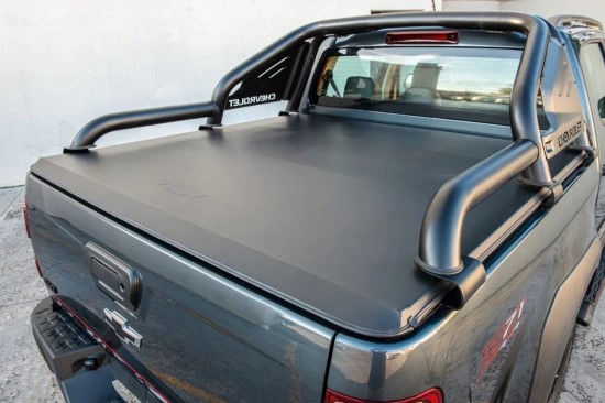 Con la nueva S10 Z71, Chevrolet se hace fuerte en el mercado de las pick-ups 3 nueva s10 de atrás