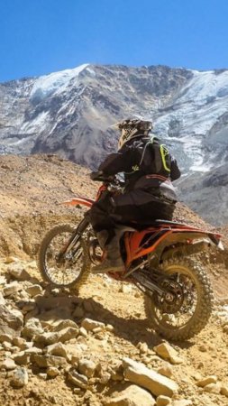 “Expedición Acerbis”: dos motociclistas homenajearon a los héroes del Milagro de Los Andes 6 be766f83 6c33 489f a0b4 9ff019245f19