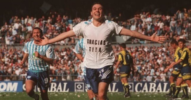 Javier Lux, de pelearla en el mediocampo de Racing a los lotes castigados por la sequía 3 tita
