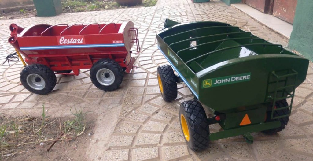 El artesano de las máquinas agrícolas: las replica de manera exacta en miniatura 5 WhatsApp Image 2023 05 25 at 18.26.32
