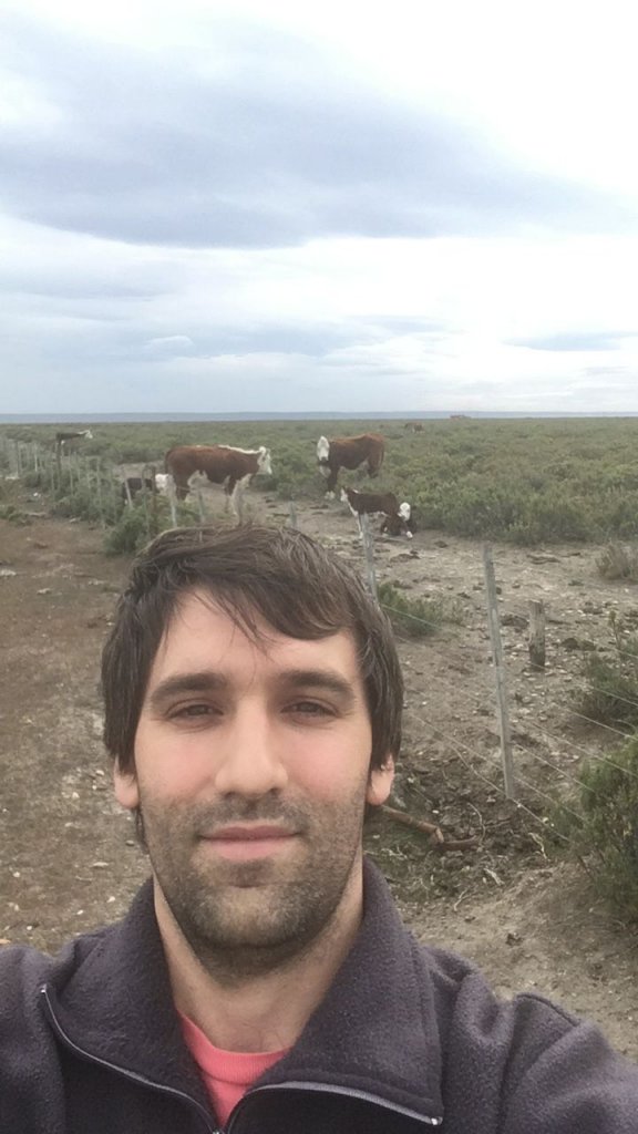 Javier, el joven productor ovino que le da pelea a la desertificación 2 Alvarez Bento selfie