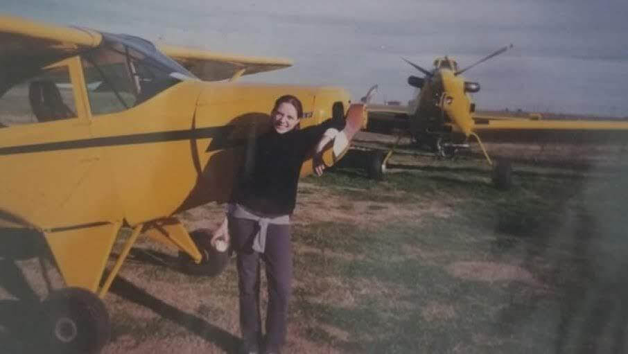 ANO 1997 con el Piper PA12 con el que hizo su primer vuelo sola