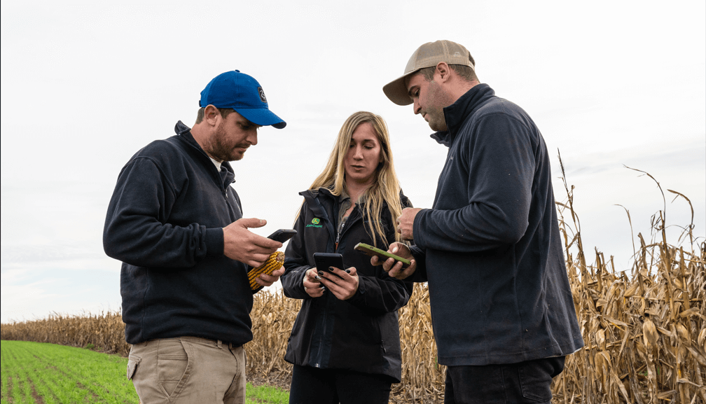 "Generación Conectada": comenzó la tercera temporada de una miniserie sobre tecnología agrícola 2 agtech celulares john deere