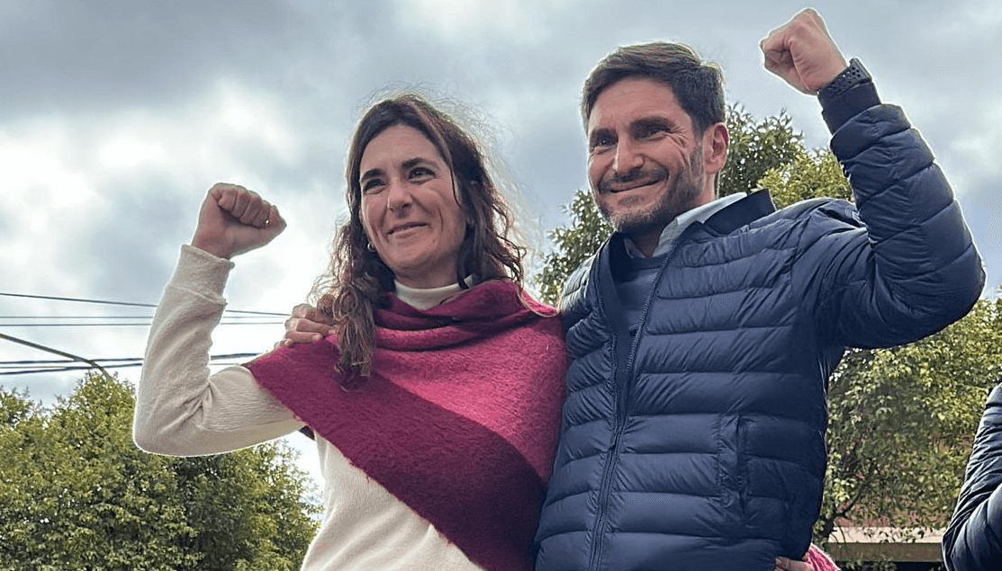 Maximiliano Pullaro junto a quien será su vicegobernadora, Gisela Scaglia.