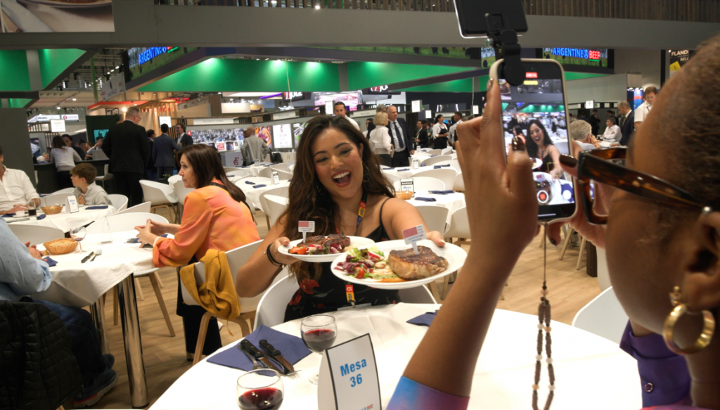 Influencers europeos viralizan la carne argentina: Vinimos a descubrir por qué es la mejor del mundo