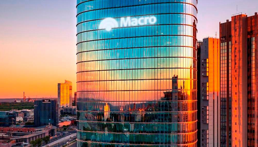Movimiento histórico en el mercado financiero: Banco Macro compró a Itaú