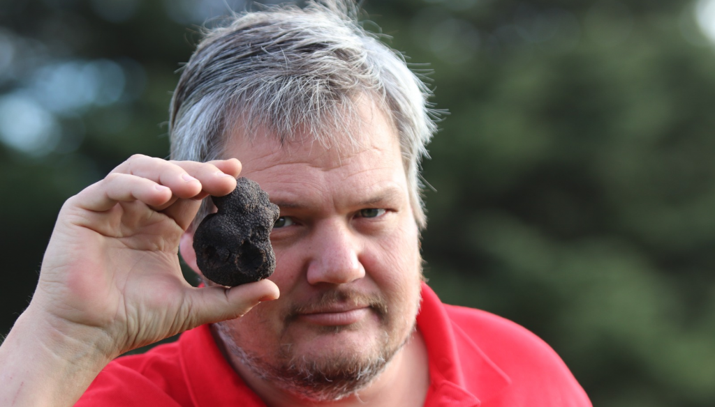 Es uno de los pioneros de las trufas en Argentina y cuenta los secretos del diamante negro de la gastronomía
