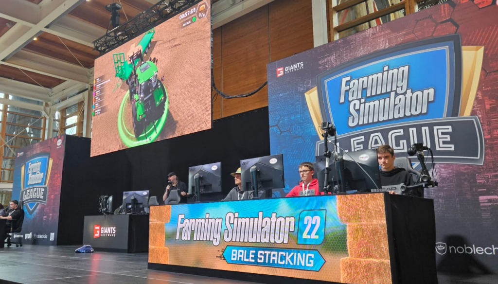 ¿Juguemos a ser productor?: Farming Simulator, el videojuego del agro que es furor en Agritechnica