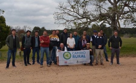 INTA en movimiento: la importancia de la extensión y el intercambio con los productores 2 FWf6hDlWIAMhI