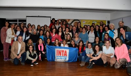 INTA en movimiento: la importancia de la extensión y el intercambio con los productores 3 FcyxTomX0AA9T5