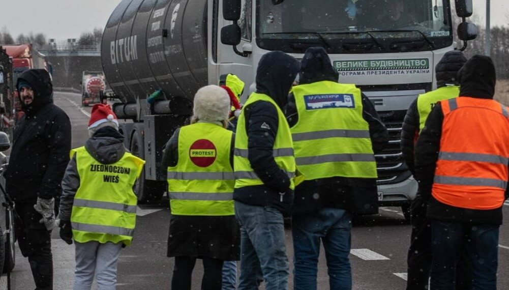 Piquetes del campo en Europa: productores de Polonia cortan rutas en la frontera con Ucrania