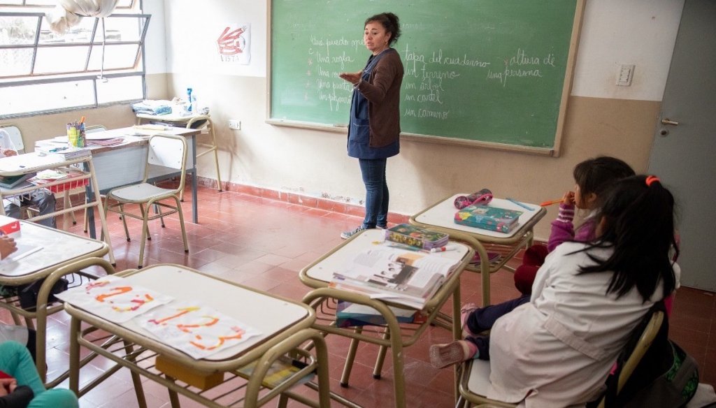 La impresionante historia de Emilia, la maestra rural de Salta que da cátedra sobre el esfuerzo del campo