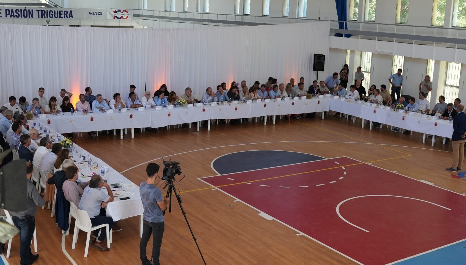 La 10° Mesa Nacional del Trigo se reunió en Leones