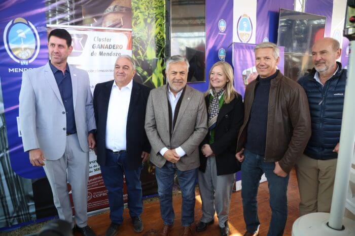 En Mendoza, el gobernador anunció una batería de medidas para impulsar al sector ganadero 2 cornejo cluster ganadero