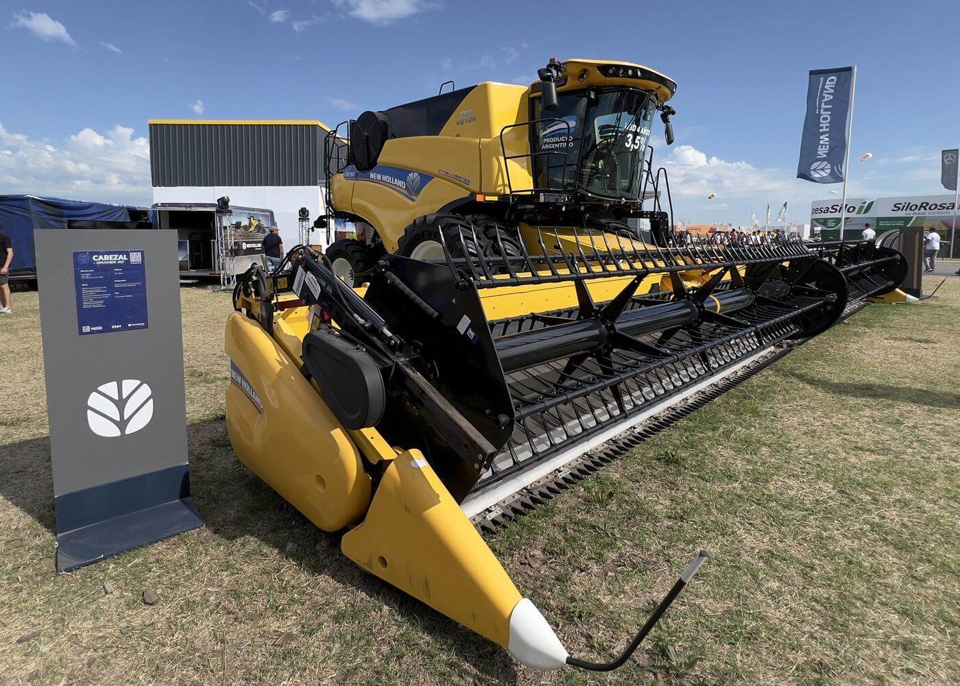 Con nuevos tractores y cosechadoras, la inteligencia artificial se abre camino hacia Expoagro 2025 1 mail 1 1