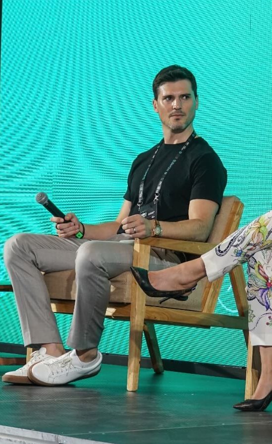 agromanagement 2 e1763563847361