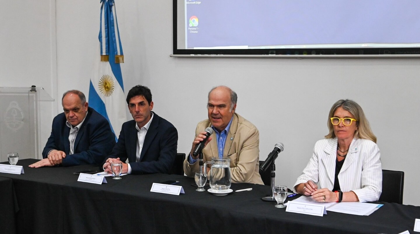 Un retorno esperado: tras una década, volvió a reunirse el Consejo Consultivo del SENASA 1 bronzovich fernandez pilu iraeta