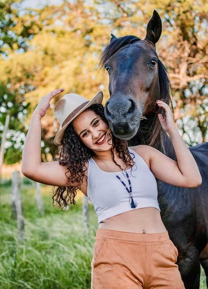 Lucero, la joven federada que sueña con crear por ley un programa de viviendas rurales para jóvenes 1 lucero kuhn 3