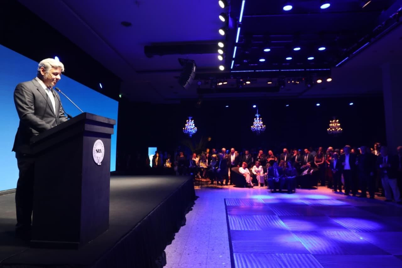 nicolas pino sra 160 anos