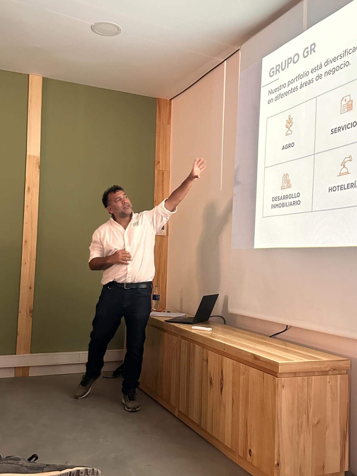 PHOTO 2025 12 09 10 29 29