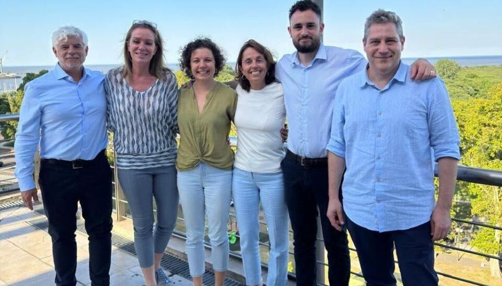 Anastasia Ines Sebastian Laura Others