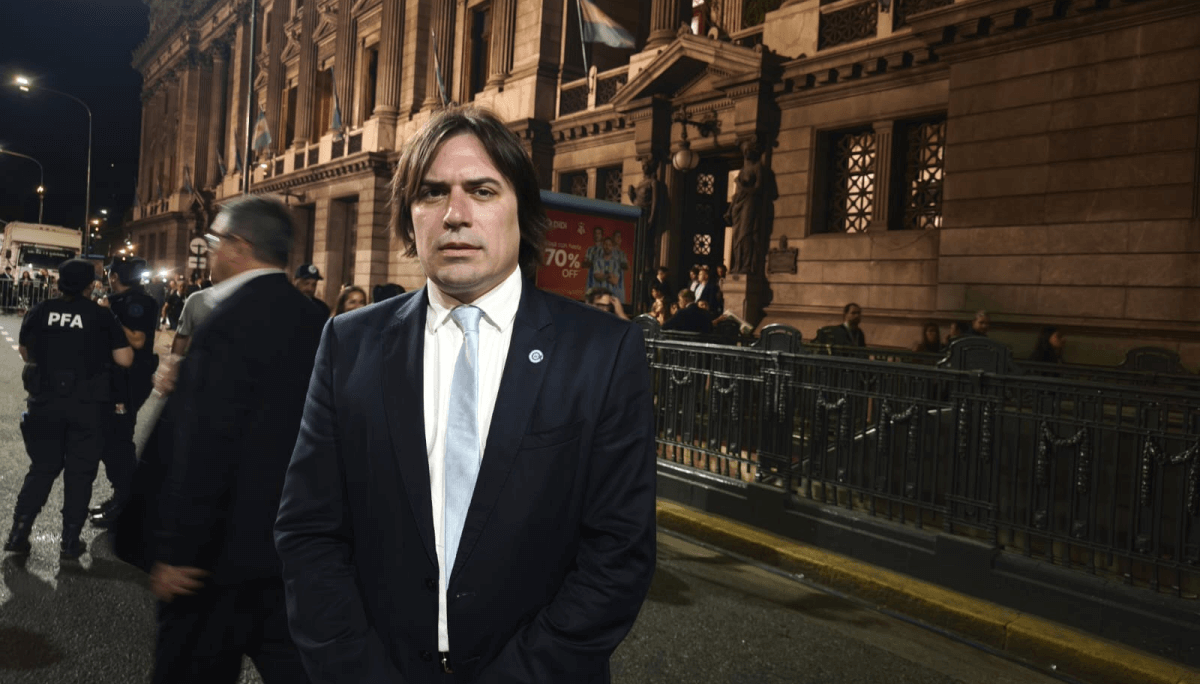 lucas magnano congreso