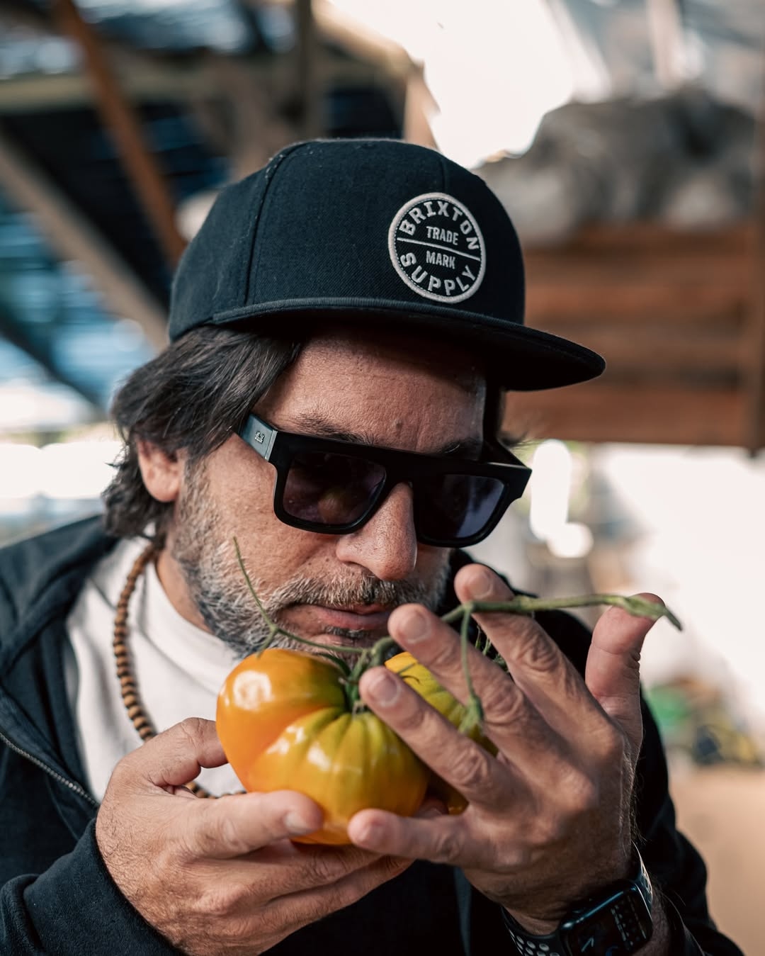 Tomates "Fórmula 1": Don Pacho, la huerta de dos generaciones que deslumbró a Franco Colapinto 2 Luciano acompanaba a sus amigos en giras de Pernod Ricard o mientras hacian practicas en restaurantes como Arzak Akelarre y Mugaritz. Foto Martin Lovaiza