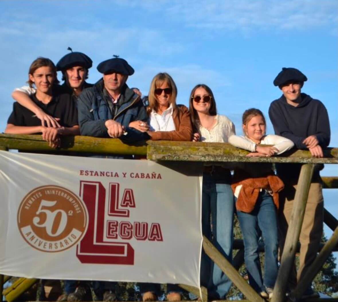 La milésima de segundo: “Bela”, la cabañera y fotógrafa que unió dos pasiones y las lució en Palermo 1 WhatsApp Image 2026 07 26 at 12.10.17 PM