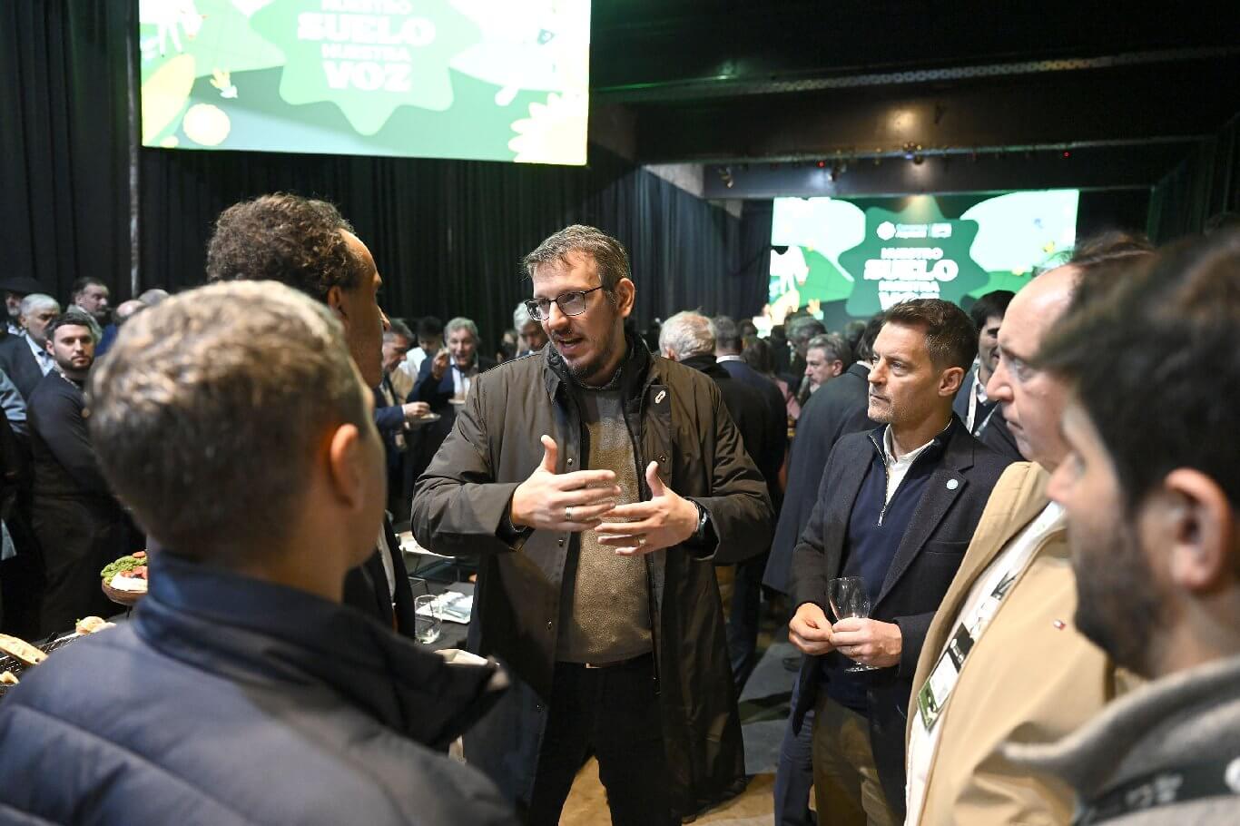 cuattromo reunido aapresid