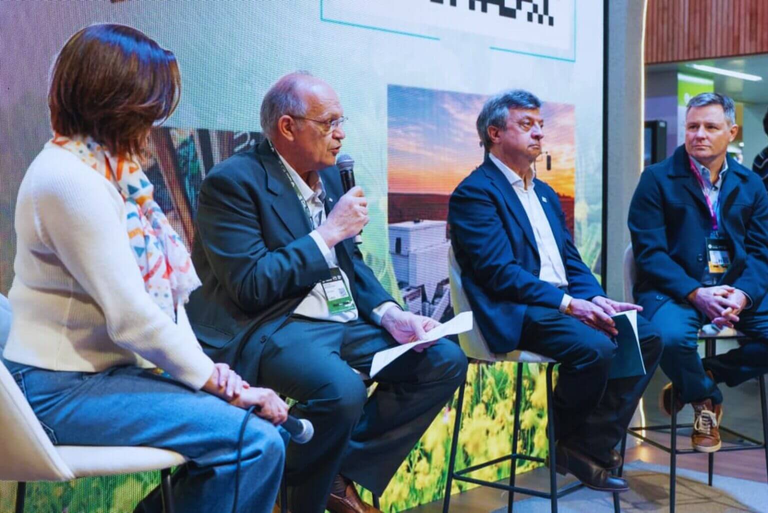 Iniciativa público-privada: lanzan una guía técnica para la recuperación de suelos degradados 1 inta aapresid suelos