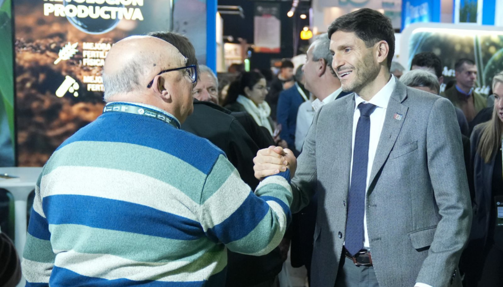 Pullaro: “La única manera de salir adelante es si logramos producir más”