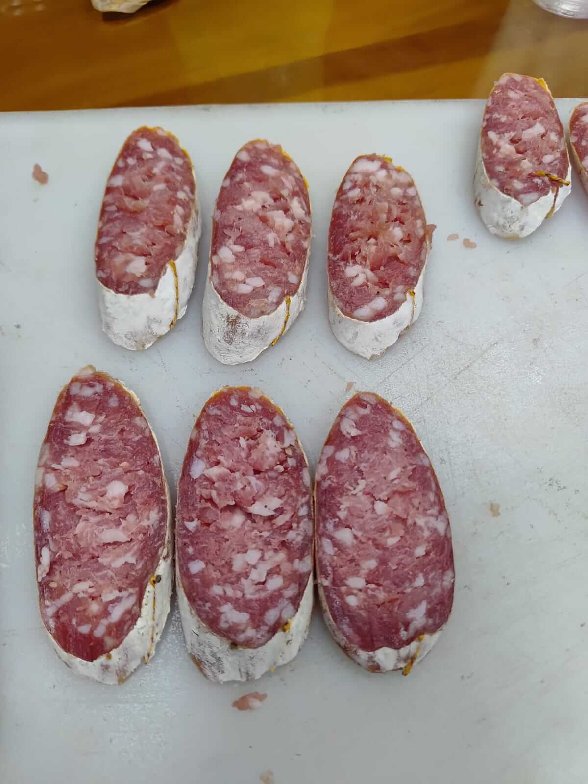 La genética del salame: en Oncativo fortalecen una única raza porcina para mejorar sus chacinados 3 salames oncativo